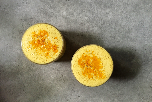 Golden Mango Smoothie with Turmeric and Ginger