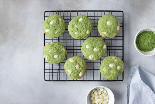 Matcha Muffins mit weißer Schokolade