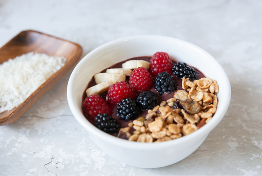 Healthy Breakfast Acai Berry Bowl